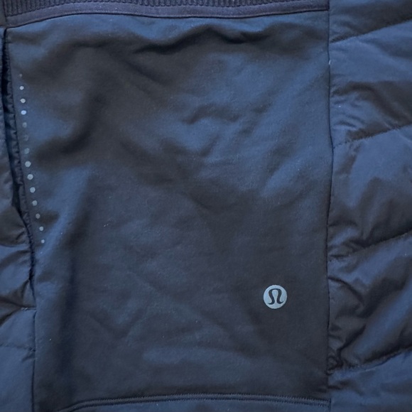 Lululemon Down For It All Running Vest Women’s Black Size 8 - Picture 4 of 6